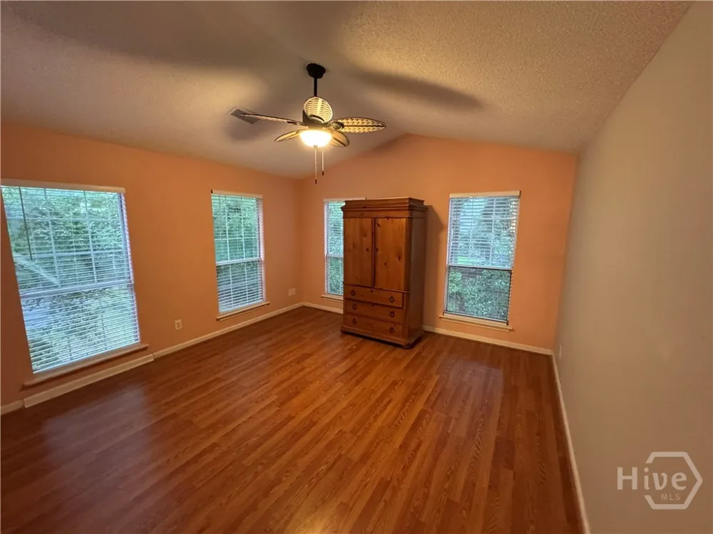 91 Holly Circle Midway, GA 31320