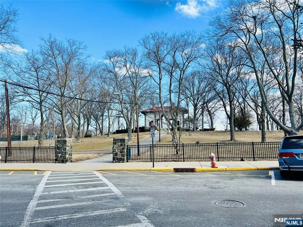 7812 Hudson Avenue C4 North Bergen, NJ 07093