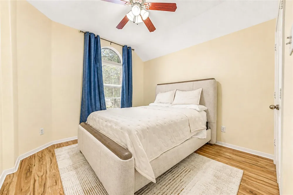 6315 Linfield Bluff Lane Katy, TX 77494