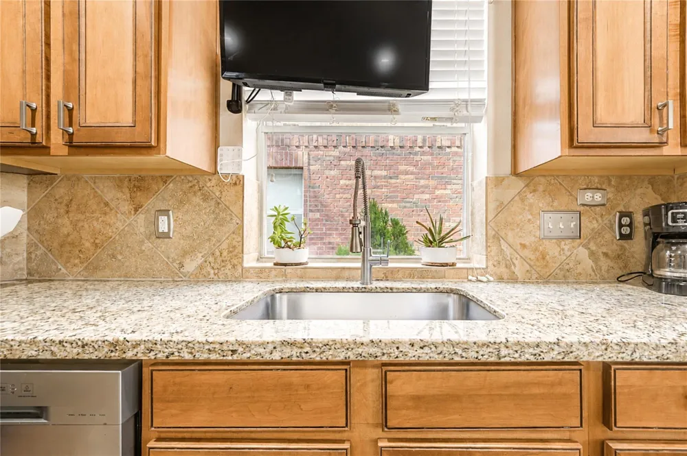6315 Linfield Bluff Lane Katy, TX 77494