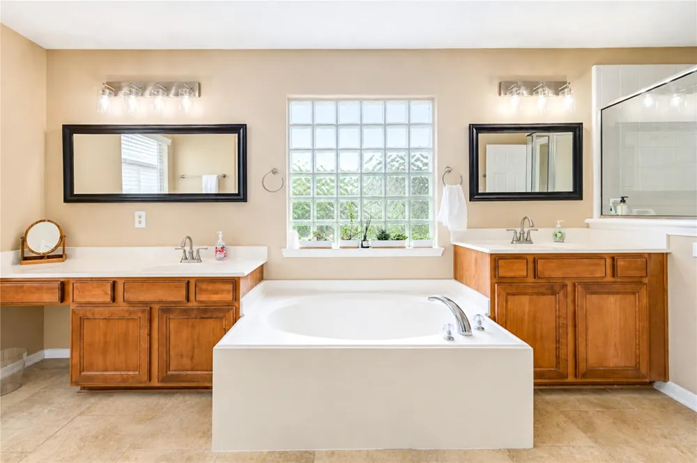 6315 Linfield Bluff Lane Katy, TX 77494