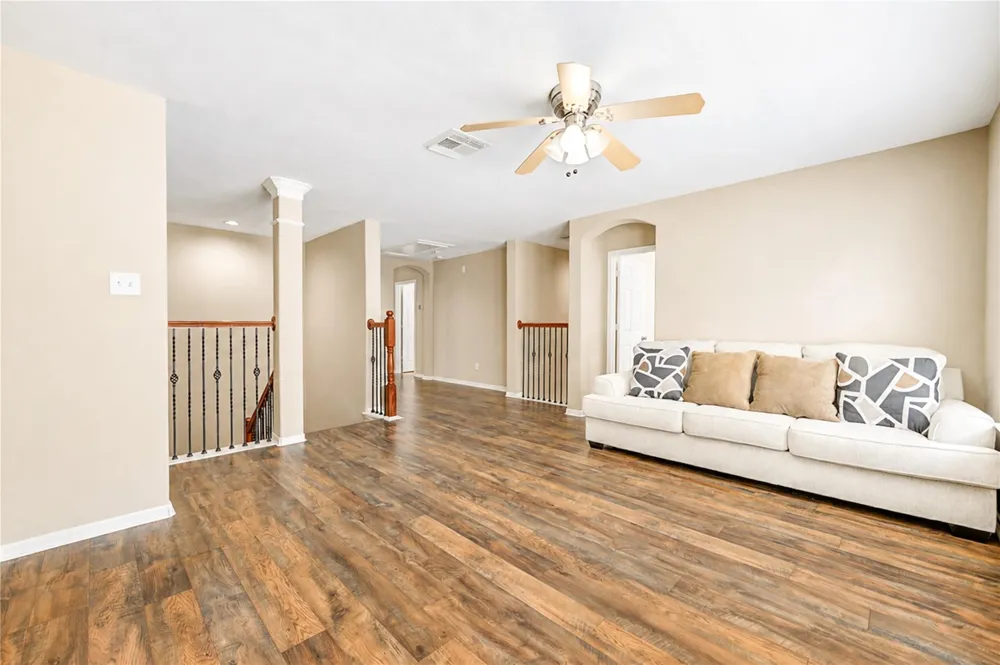 6315 Linfield Bluff Lane Katy, TX 77494