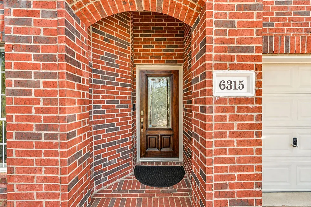 6315 Linfield Bluff Lane Katy, TX 77494