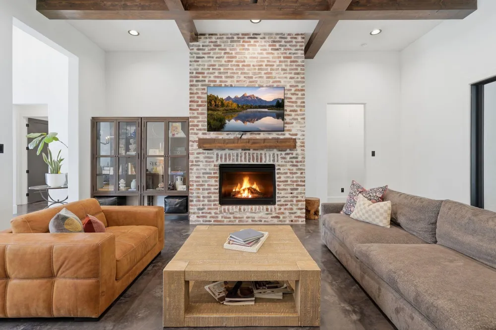 288 Fire Sky Road Huntsville, TX 77340
