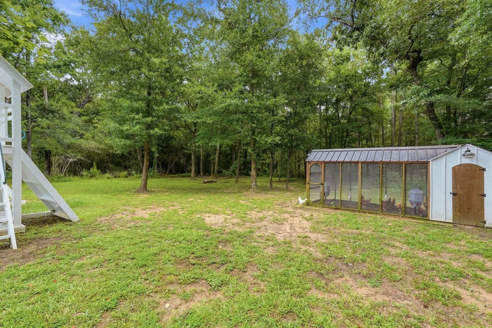 288 Fire Sky Road Huntsville, TX 77340