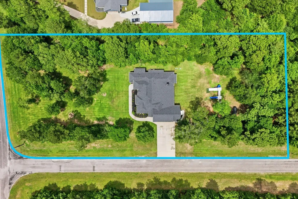 288 Fire Sky Road Huntsville, TX 77340