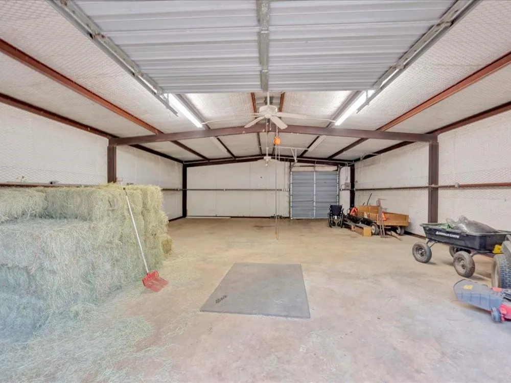 338 County Road 2041 Nacogdoches, TX 75965