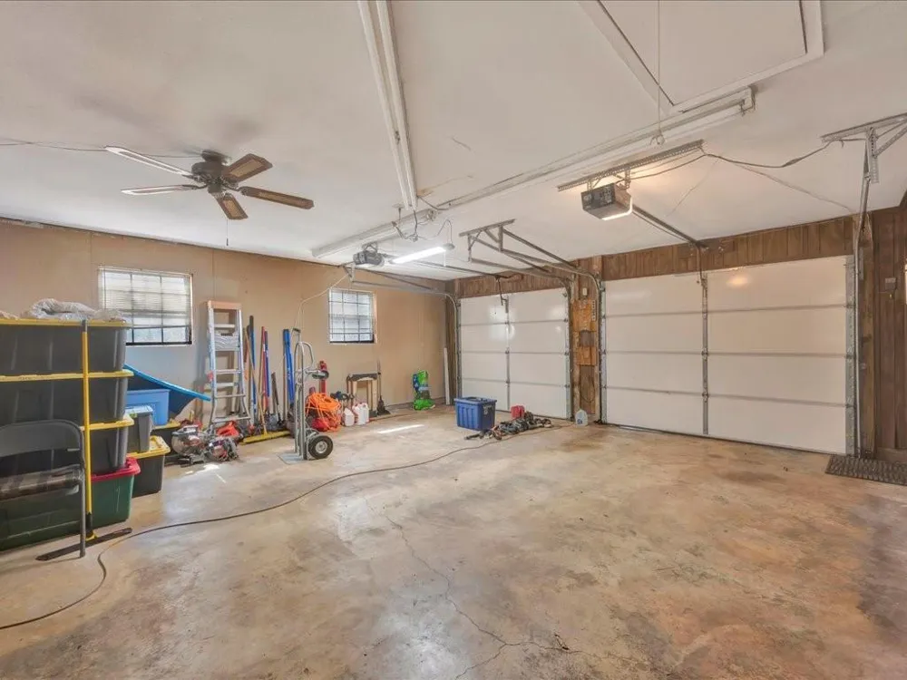 338 County Road 2041 Nacogdoches, TX 75965
