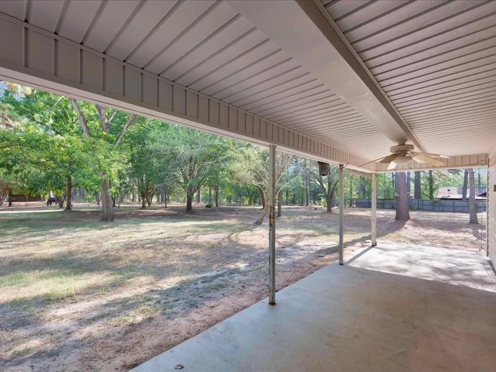 338 County Road 2041 Nacogdoches, TX 75965