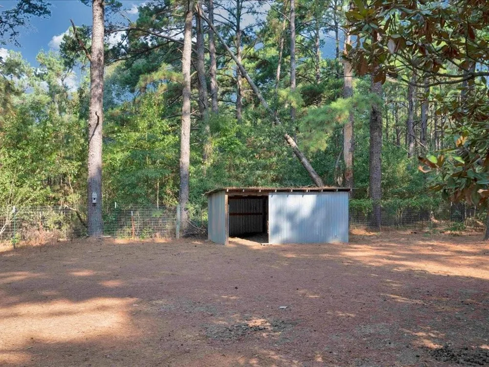 338 County Road 2041 Nacogdoches, TX 75965