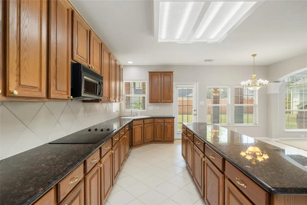 3123 Wilshire Lane Baytown, TX 77521