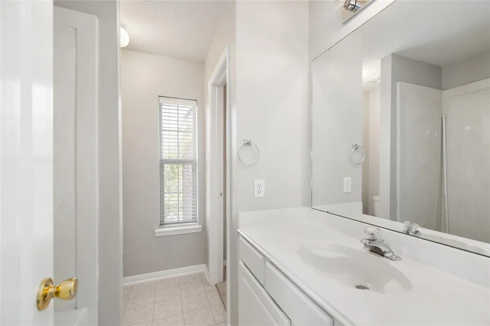 3123 Wilshire Lane Baytown, TX 77521