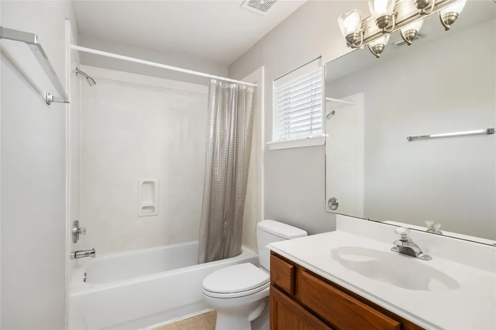 3123 Wilshire Lane Baytown, TX 77521