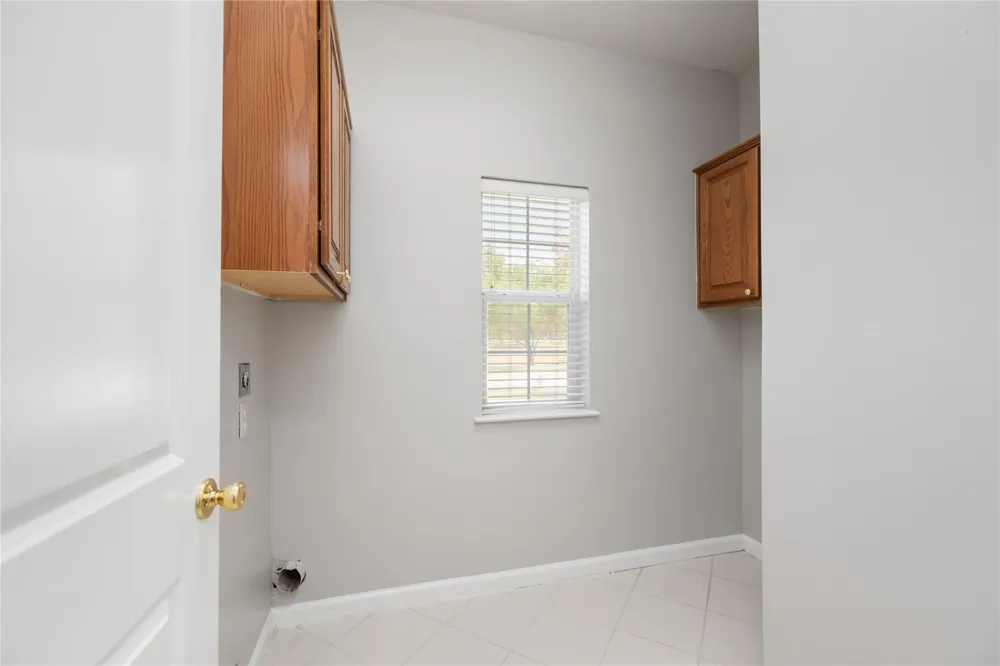 3123 Wilshire Lane Baytown, TX 77521