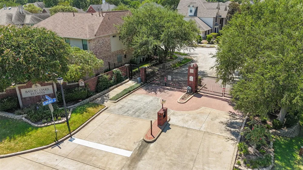 3123 Wilshire Lane Baytown, TX 77521
