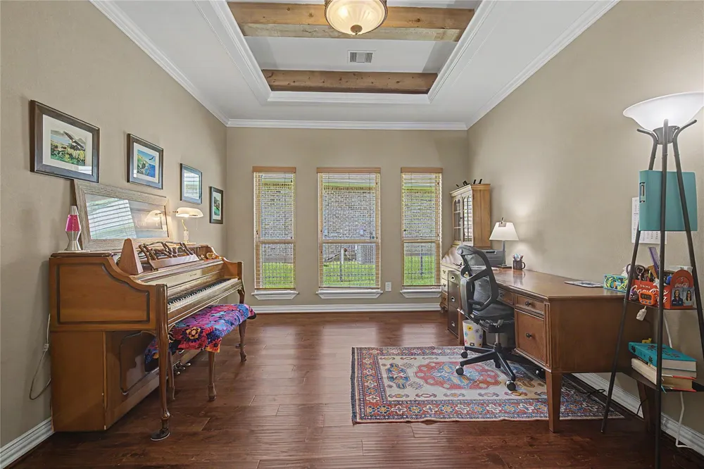 279 W Pines Drive Montgomery, TX 77356