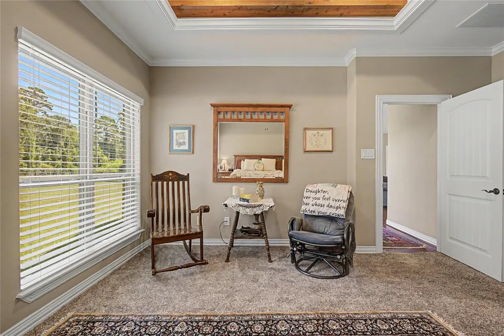 279 W Pines Drive Montgomery, TX 77356