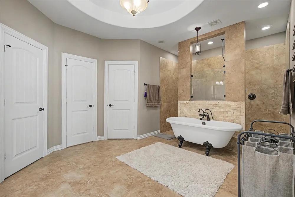 279 W Pines Drive Montgomery, TX 77356