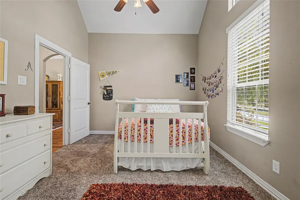 279 W Pines Drive Montgomery, TX 77356