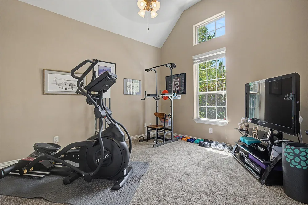 279 W Pines Drive Montgomery, TX 77356