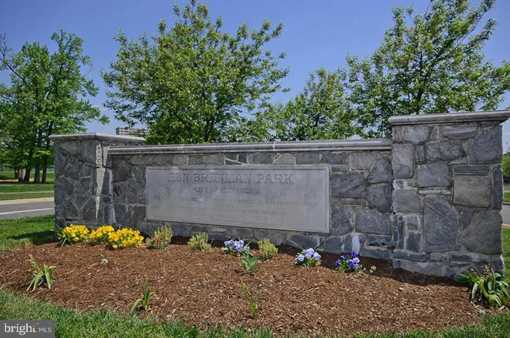 400 CAMERON STATION BOULEVARD #421 Alexandria, VA 22304