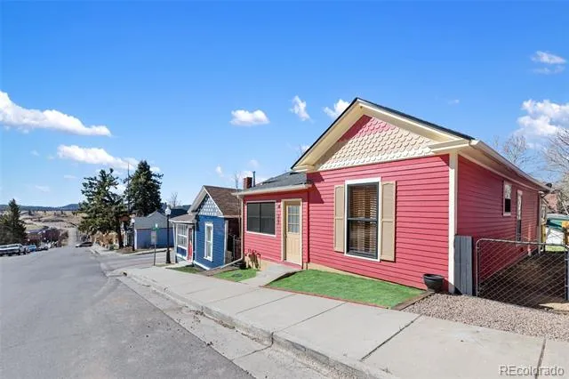 305 4th Street Cripple Creek, CO 80813