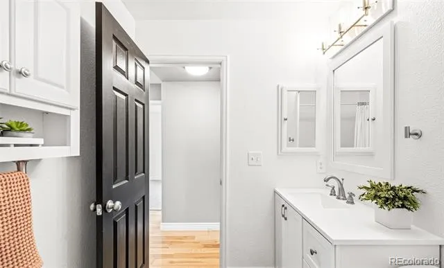 8144 S Memphis Way Englewood, CO 80112