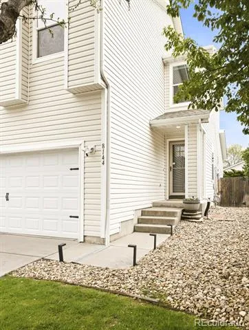 8144 S Memphis Way Englewood, CO 80112