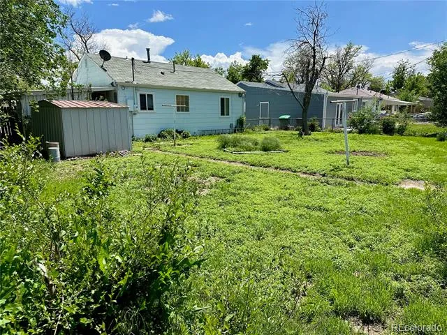 891 Lansing Street Aurora, CO 80010