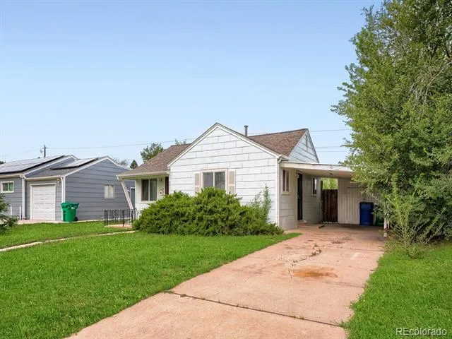 891 Lansing Street Aurora, CO 80010