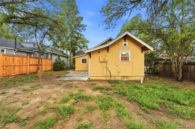 824 E Moreno Avenue Colorado Springs, CO 80903