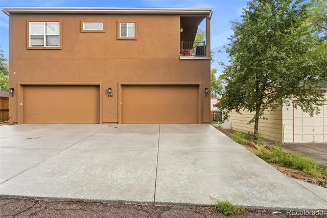 824 E Moreno Avenue Colorado Springs, CO 80903