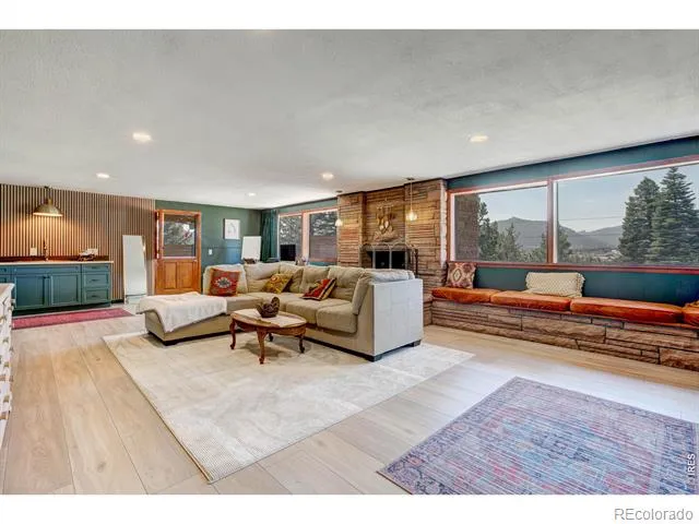 1041 Otis Lane Estes Park, CO 80517