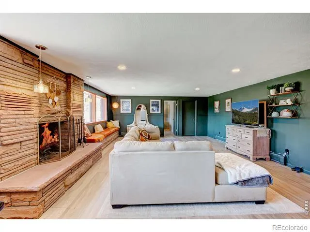 1041 Otis Lane Estes Park, CO 80517