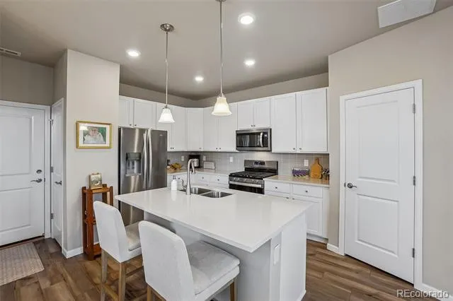 1833 S Poplar Court Denver, CO 80224