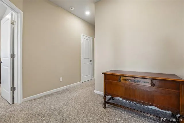 1833 S Poplar Court Denver, CO 80224