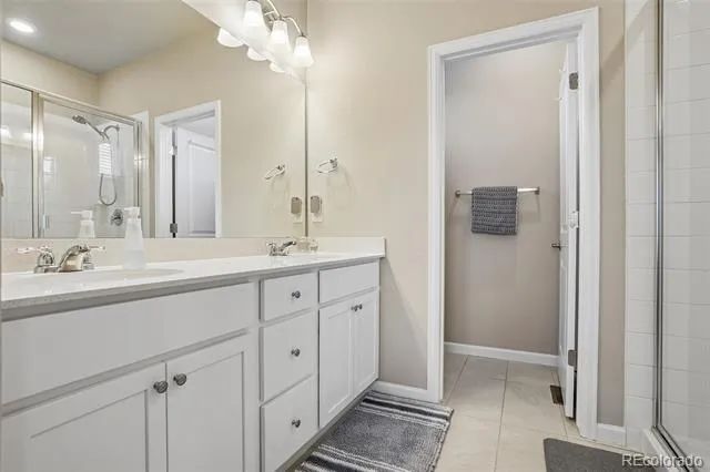 1833 S Poplar Court Denver, CO 80224