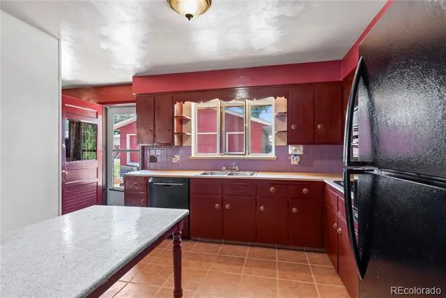 6750 W 54th Place Arvada, CO 80002