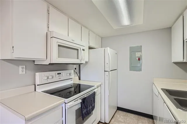 2201 Sable Boulevard #1008 Aurora, CO 80011