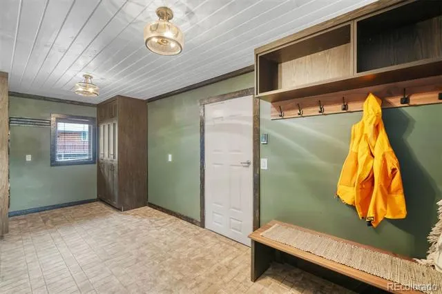 143 Elk Road Leadville, CO 80461