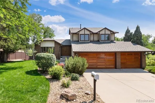 2422 W Arapahoe Court Littleton, CO 80120