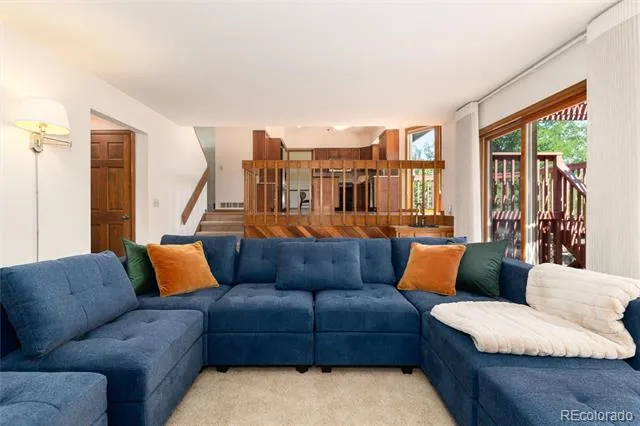 2422 W Arapahoe Court Littleton, CO 80120