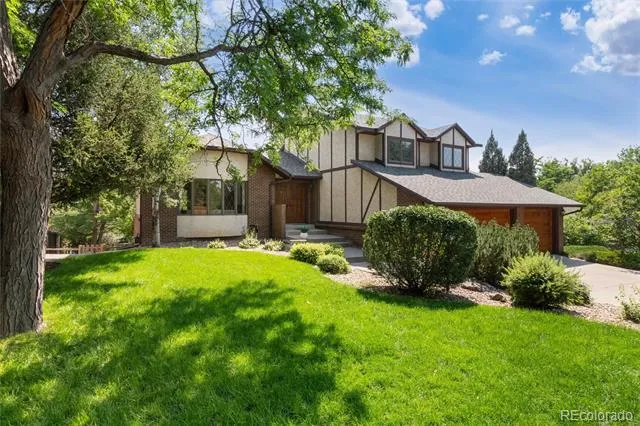 2422 W Arapahoe Court Littleton, CO 80120
