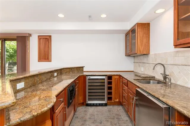 2422 W Arapahoe Court Littleton, CO 80120