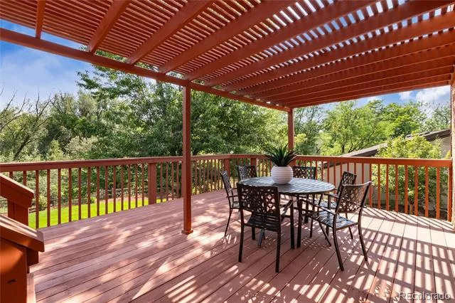 2422 W Arapahoe Court Littleton, CO 80120