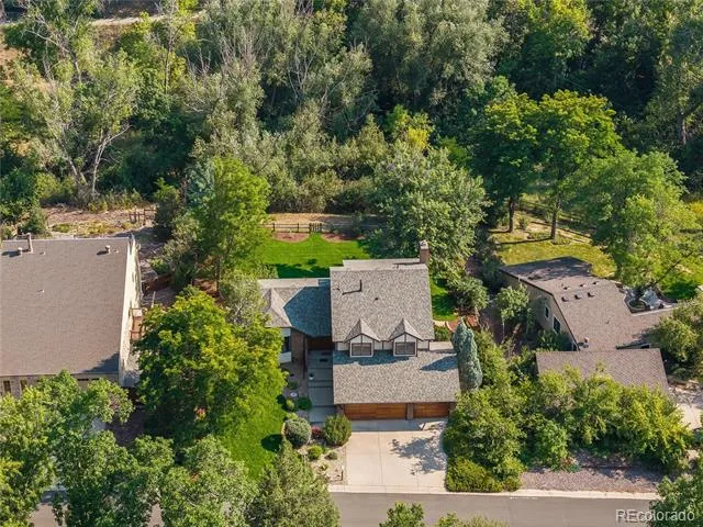 2422 W Arapahoe Court Littleton, CO 80120