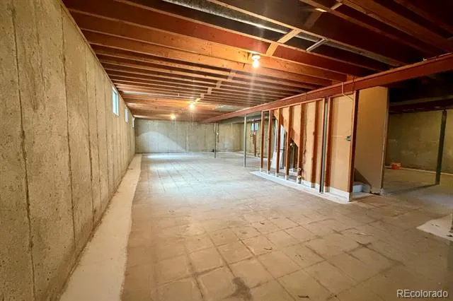1114 S Oakland Street Aurora, CO 80012