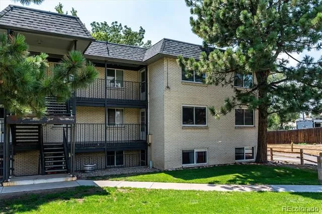 1723 Robb Street #14 Denver, CO 80215