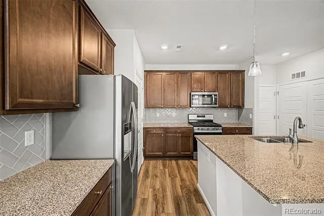17975 E 103rd Avenue Commerce City, CO 80022