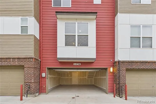 11256 Uptown Avenue Broomfield, CO 80021